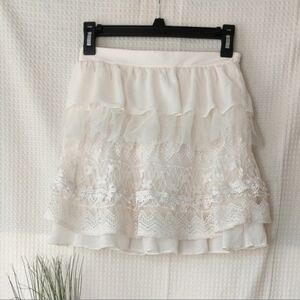 D. Signed by Disney Girls Ivory Tiered Skirt Size M(10/12)